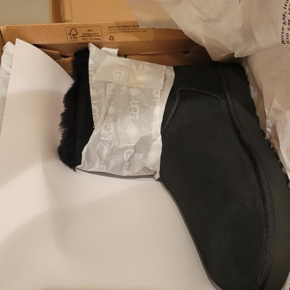 Ugg Classic Gem Mini Boots #227 - Picture 7 of 9